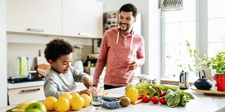 Cocinar, una actividad recreativa y divertida para los niños