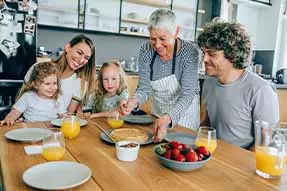 Los desayunos con avena son nutritivo para los niños