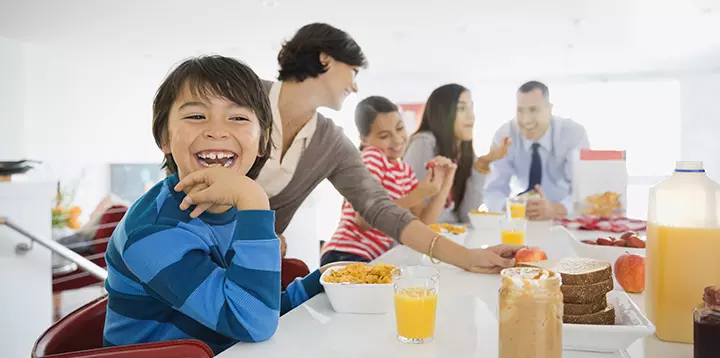 Desayuna en familia  