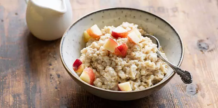 Receta de papilla con avena y frutas