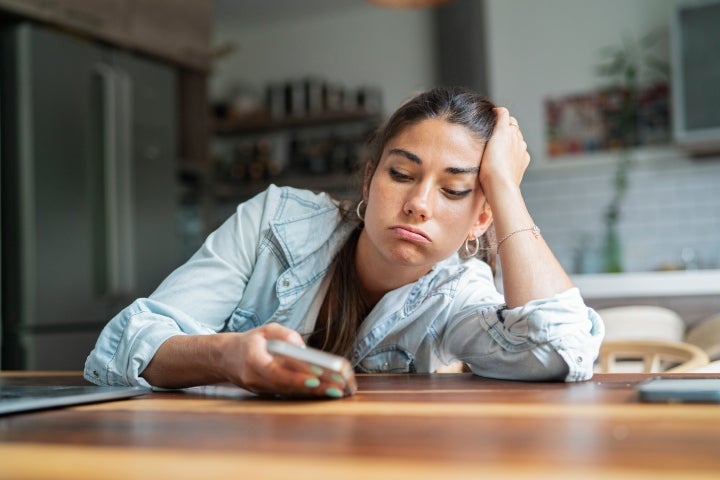 Qué es la procrastinación: respuesta emocional